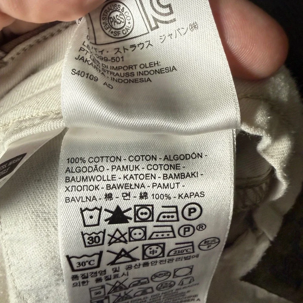 Levi's Men's Camo Straight Leg Chino Pants W33 Camo Cotton Casual Utility